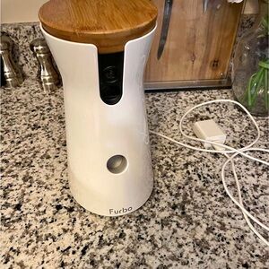 Furbo Dog Camera in White